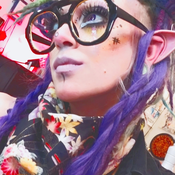 Meet your Posher, &wrn - Picture 1 of 1